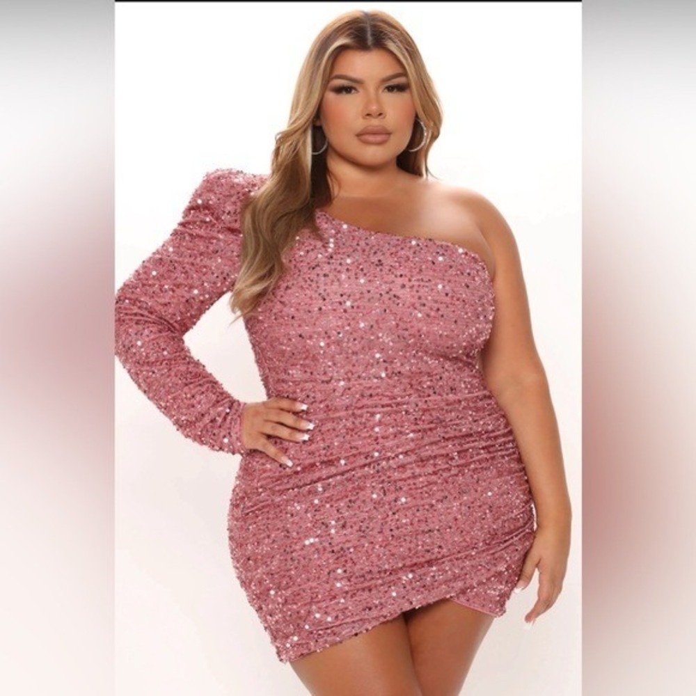 Fashion Nova NWT Pink Sequin One Shoulder Bodycon Mini Dress Plus Size